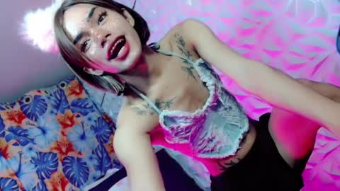 sexyhotbabe18 online show from February 24, 6:58 pm