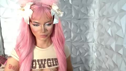 sexyhotbabe18 online show from October 7, 4:26 pm