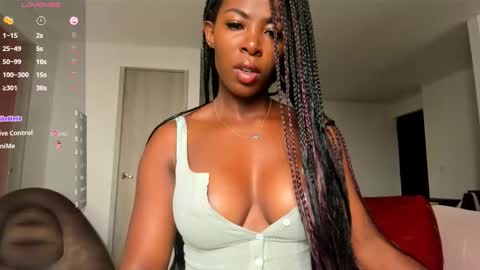hotebony online show from September 18, 1:35 pm