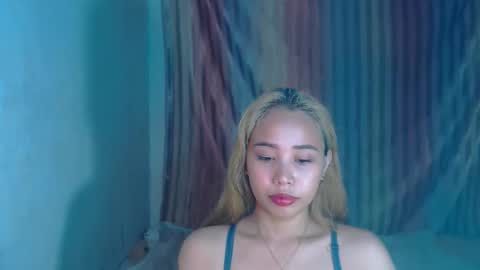 Snapshot of sexyhotbojean chatting on October 8, 4:54 am jeanken and jelian online show from October 8, 4:54 am