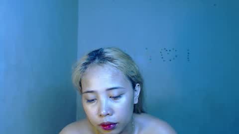 Snapshot of sexyhotbojean chatting on October 17, 4:15 am jeanken and jelian online show from October 17, 4:15 am