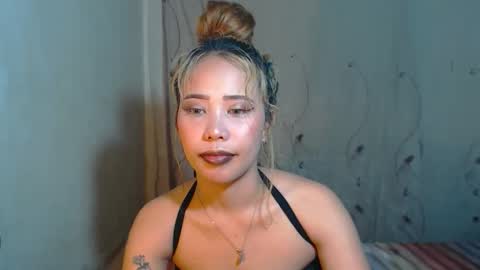 Snapshot of sexyhotbojean chatting on November 3, 9:27 pm jeanken and jelian online show from November 3, 9:27 pm