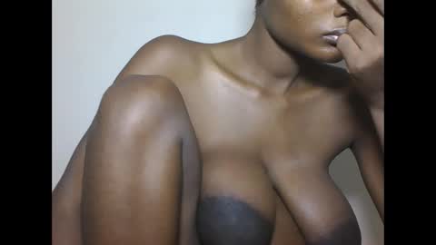 Snapshot of sexyhotgal23 chatting on December 15, 8:46 pm REBECCAH online show from December 15, 8:46 pm