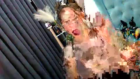 JENNY online show from February 10, 3:42 pm