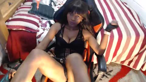 sexyjustin202 online show from October 21, 10:21 pm