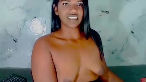 SexyKitten147 online show from June 26, 11:42 pm