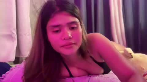Snapshot of sexylady_pinayx chatting on March 12, 12:50 am Call me Bea online show from March 12, 12:50 am