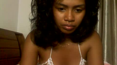 sexylarra12 online show from May 11, 12:16 am
