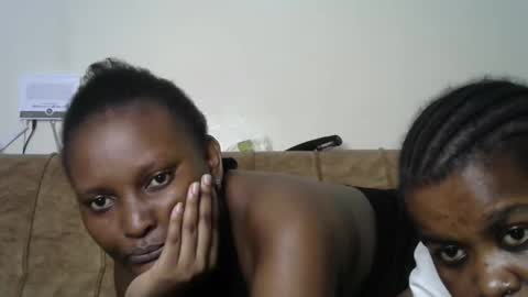 sexylavine_ online show from December 13, 8:58 pm