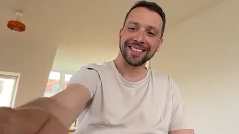 sexyleo8282 online show from May 31, 11:17 am