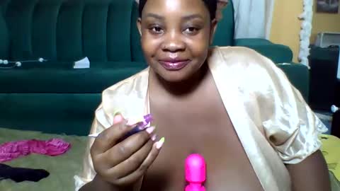sexylo52 online show from May 8, 10:26 pm
