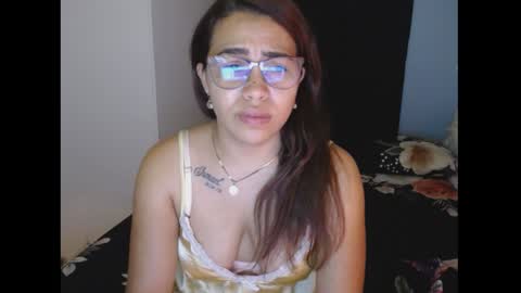 sexyloba  independent model online show from December 27, 1:11 am