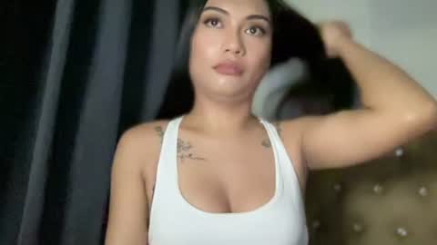 maxine online show from July 1, 5:20 am