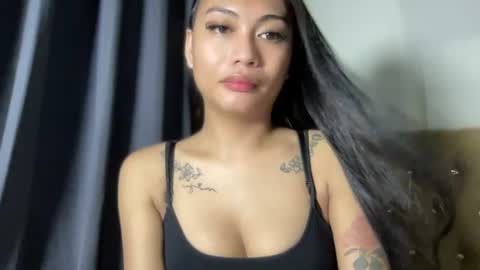 maxine online show from July 6, 10:34 am