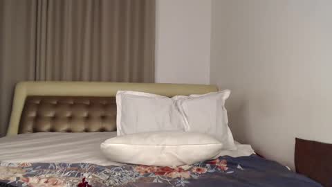 Snapshot of sexymia06 chatting on January 6, 10:47 pm Melina online show from January 6, 10:47 pm