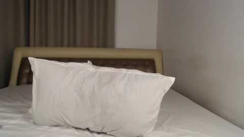 Snapshot of sexymia06 chatting on January 17, 12:31 am Melina online show from January 17, 12:31 am