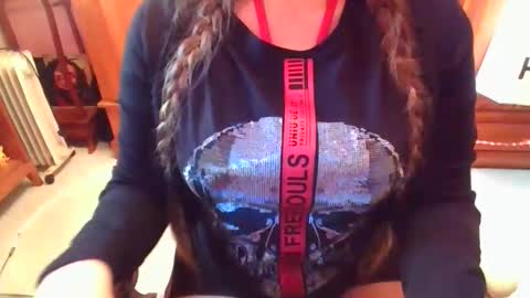 Snapshot of sexymisss24 chatting on April 5, 12:13 pm sexymisss24 online show from April 5, 12:13 pm