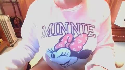 Snapshot of sexymisss24 chatting on April 11, 11:14 am sexymisss24 online show from April 11, 11:14 am