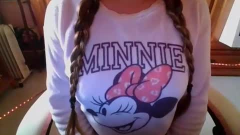 Snapshot of sexymisss24 chatting on April 17, 12:30 pm sexymisss24 online show from April 17, 12:30 pm