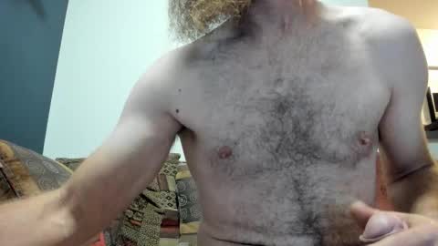 Snapshot of sexymountainman420 chatting on October 10, 1:26 am Sexymountainman420 online show from October 10, 1:26 am