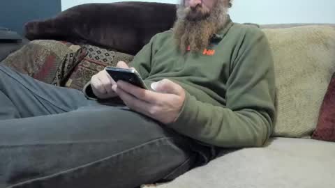 Snapshot of sexymountainman420 chatting on October 25, 12:51 am Sexymountainman420 online show from October 25, 12:51 am