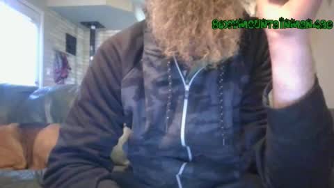 Snapshot of sexymountainman420 chatting on November 24, 7:02 pm Sexymountainman420 online show from November 24, 7:02 pm