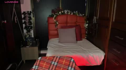 N A F online show from January 17, 7:06 pm