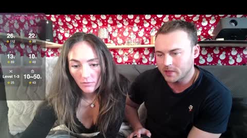 Snapshot of sexynymphocpl chatting on December 13, 9:20 pm Royal Duo online show from December 13, 9:20 pm