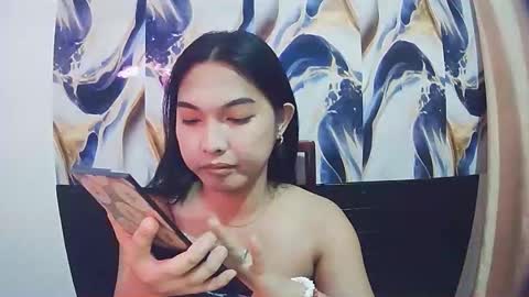 sexypetiteraine online show from April 22, 12:39 pm