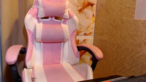 Snapshot of sexypinayirish chatting on March 9, 8:29 am IRISH online show from March 9, 8:29 am