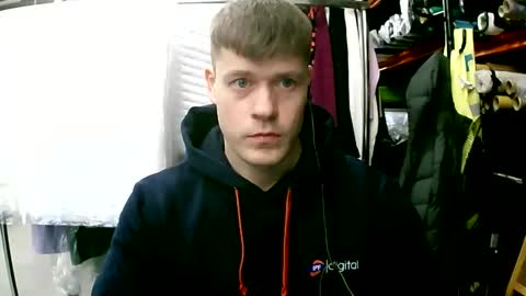 Snapshot of sexypornhot chatting on March 27, 6:30 am Erikson online show from March 27, 6:30 am