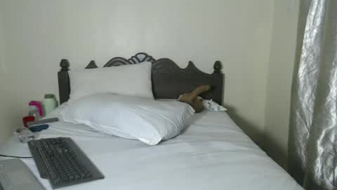 sexypwincy online show from June 26, 12:15 am