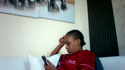 DOVY ACHIENG online show from October 15, 6:52 pm