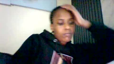 DOVY ACHIENG online show from October 23, 7:45 pm