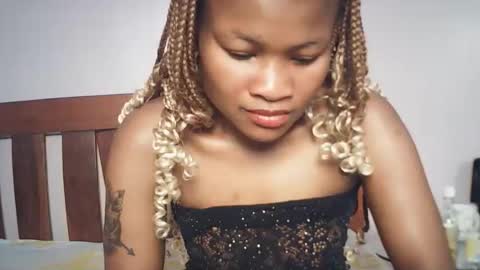 queenivy online show from January 19, 3:05 pm