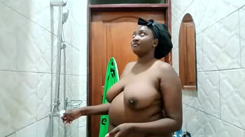 sexyquin1 online show from June 25, 4:33 pm