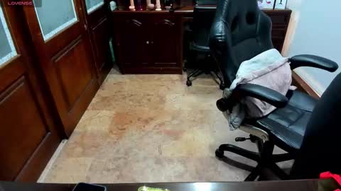 Snapshot of sexyrachel_ chatting on November 24, 12:16 pm R A C H E L online show from November 24, 12:16 pm