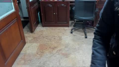 Snapshot of sexyrachel_ chatting on November 25, 12:27 pm R A C H E L online show from November 25, 12:27 pm