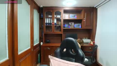 Snapshot of sexyrachel_ chatting on November 28, 12:08 pm R A C H E L online show from November 28, 12:08 pm