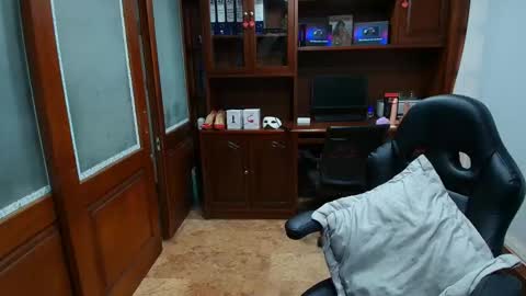 Snapshot of sexyrachel_ chatting on November 30, 11:58 am R A C H E L online show from November 30, 11:58 am