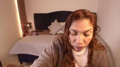 Snapshot of sexyrachel_ chatting on May 6, 12:10 pm R A C H E L online show from May 6, 12:10 pm
