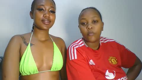 sexyriri22 online show from May 16, 6:43 am