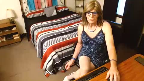 sexysindey79 online show from June 26, 12:37 am