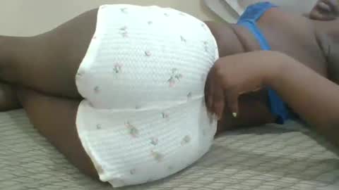 PAULINE online show from November 21, 11:58 pm