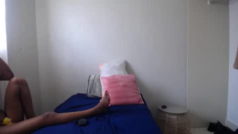 sexyslimmelanin online show from November 30, 10:41 am