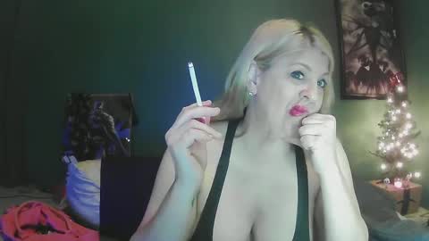 sexystripper69 online show from December 10, 4:13 am