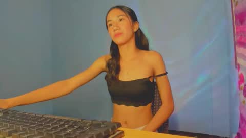 Amelia online show from September 15, 4:07 pm