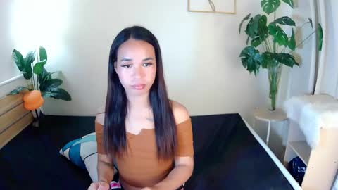 Snapshot of sexytrixie11 chatting on May 17, 2:35 pm sexytrixie11 online show from May 17, 2:35 pm