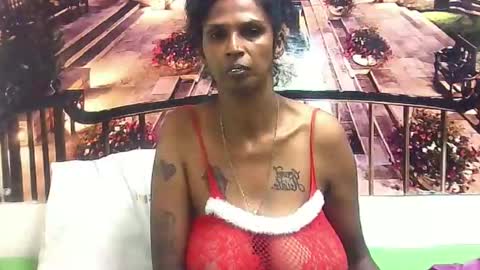 Snapshot of sexyva4u2luv chatting on February 6, 6:51 am sexyva4u2luv online show from February 6, 6:51 am