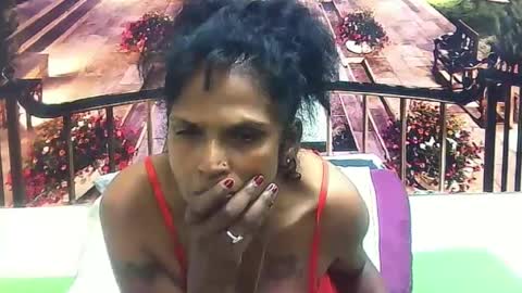 Snapshot of sexyva4u2luv chatting on February 14, 9:53 pm sexyva4u2luv online show from February 14, 9:53 pm